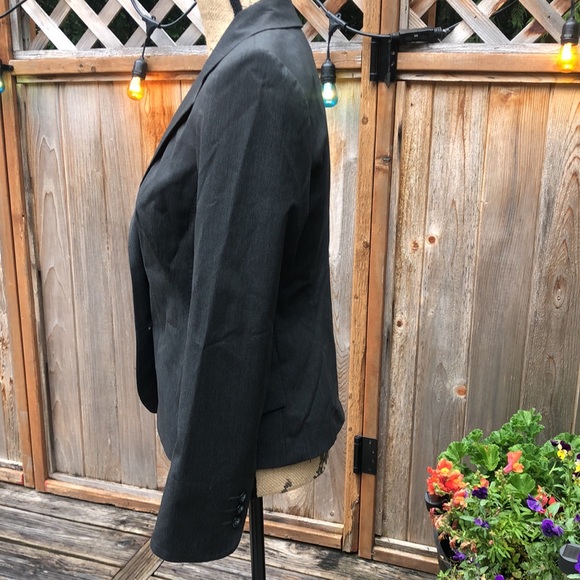 3/$25 Nicole Miller Jacket - Picture 2 of 7